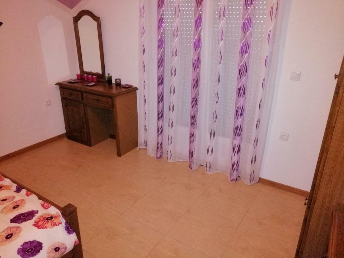 Apartments Ema Ivanica Eksteriør billede